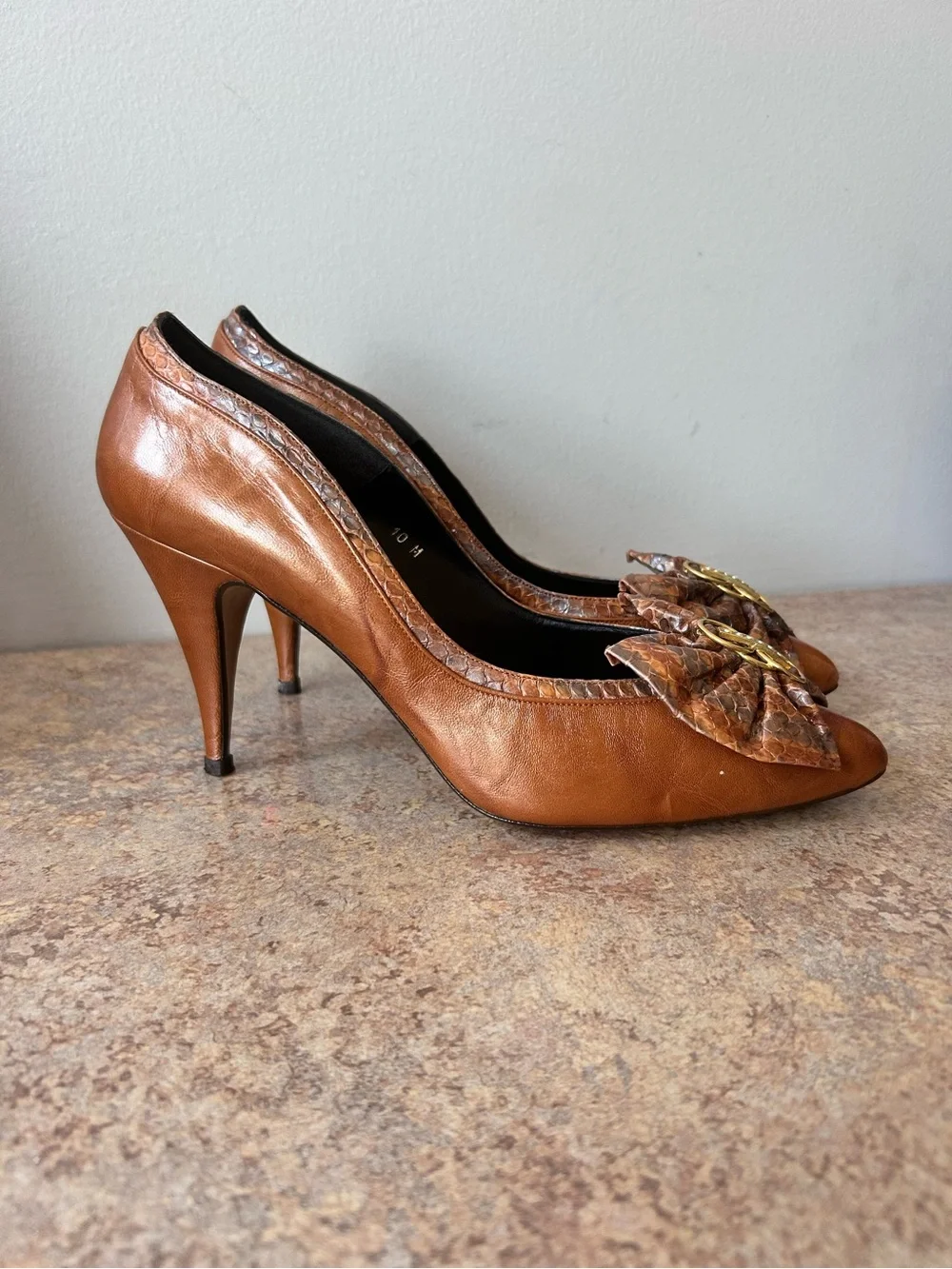 NWOT Vintage Brian Jeffrey Exotic Leather w/Snakeskin Trin and Bows size 10M
